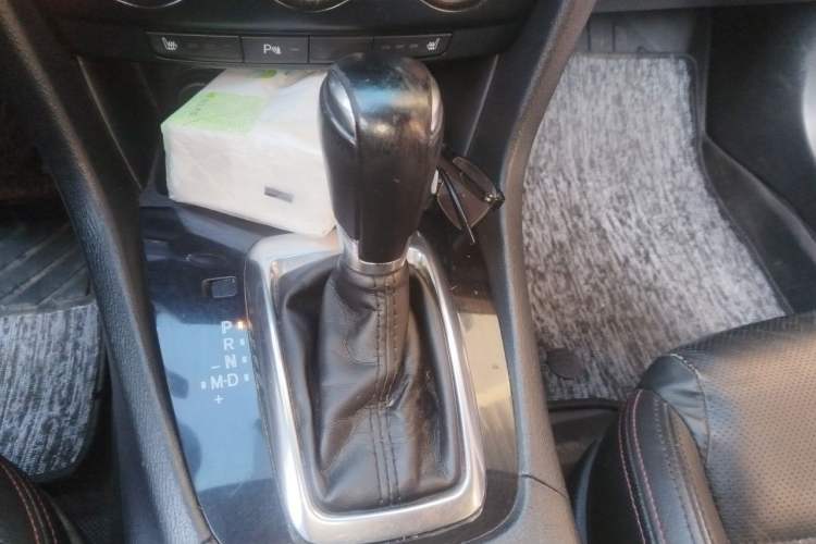 Used Mazda Atenza 2014 2.5L Sky Blue Supreme Edition Gear Lever