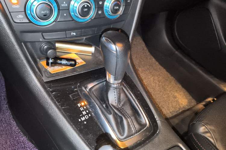 Used Mazda Atenza 2014 2.0L Blue Sky Luxury Edition Gear Lever