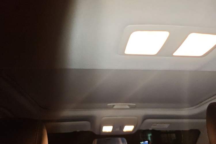 Used Mazda Atenza 2014 2.0L Blue Sky Fashion Edition Headliner