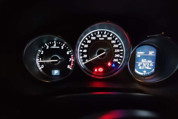 Used Mazda Atenza 2014 2.0L Blue Sky Fashion Edition Instrument Cluster