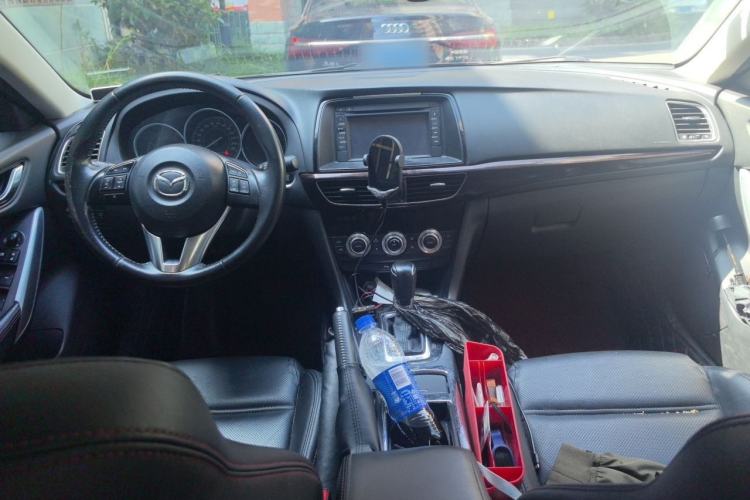 Used Mazda Atenza 2014 2.0L Blue Sky Luxury Edition Interior 2
