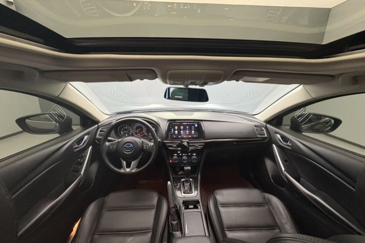 Used Mazda Atenza 2014 2.0L Blue Sky Luxury Edition Interior 6