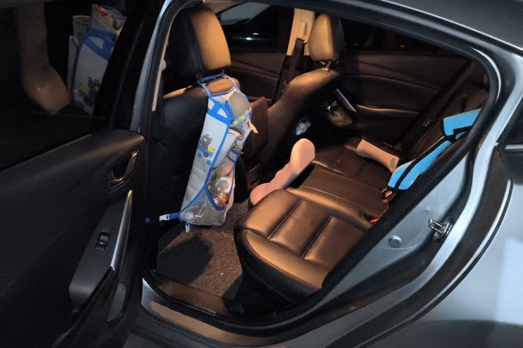 Used Mazda Atenza 2014 2.0L Blue Sky Luxury Edition Left Rear Seat