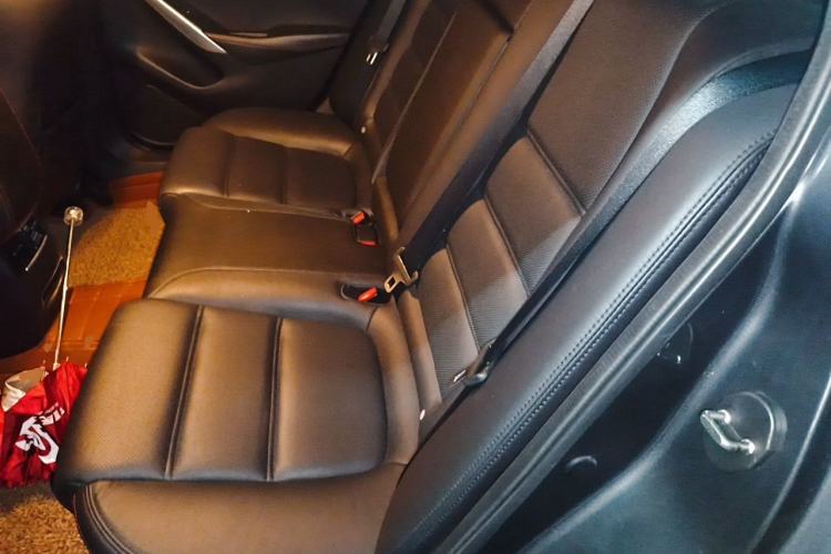 Used Mazda Atenza 2014 2.5L Blue Sky Prestige Edition Left Rear Seat