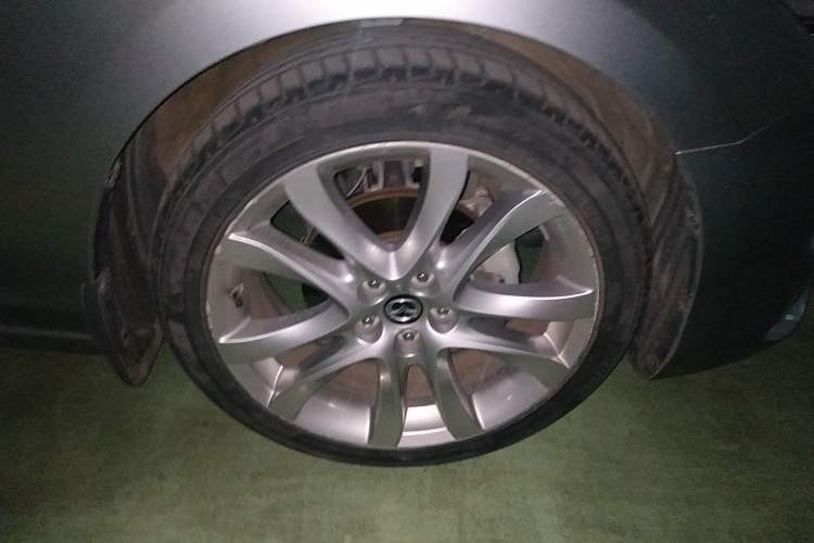 Used Mazda Atenza 2014 2.5L Blue Sky Prestige Edition Right Front Wheel Hub