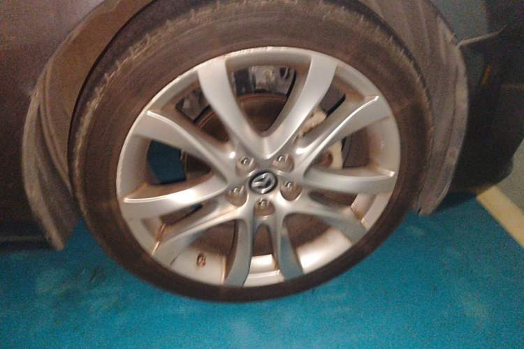 Used Mazda Atenza 2014 2.5L Blue Sky Prestige Edition Right Front Wheel Hub