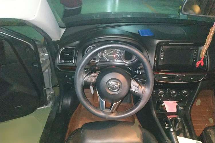 Used Mazda Atenza 2014 2.5L Blue Sky Prestige Edition Steering Wheel