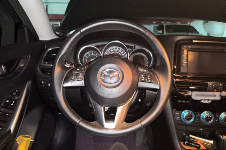 Used Mazda Atenza 2014 2.0L Blue Sky Luxury Edition Steering Wheel
