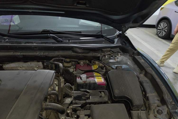 Used Mazda Atenza 2014 2.5L Blue Sky Prestige Edition Engine Bay Left