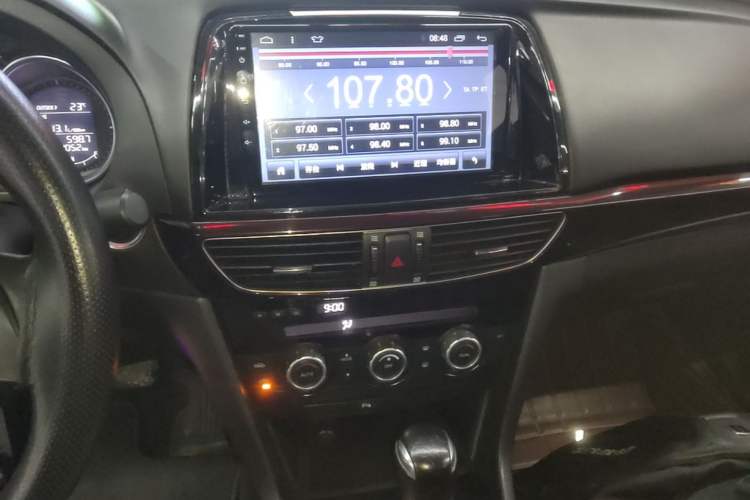 Used Mazda Atenza 2014 2.0L Blue Sky Luxury Edition Audio And AC Panel
