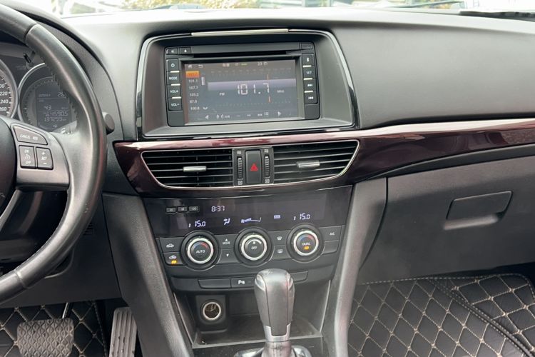 Used Mazda Atenza 2014 2.0L Blue Sky Luxury Edition Audio And AC Panel
