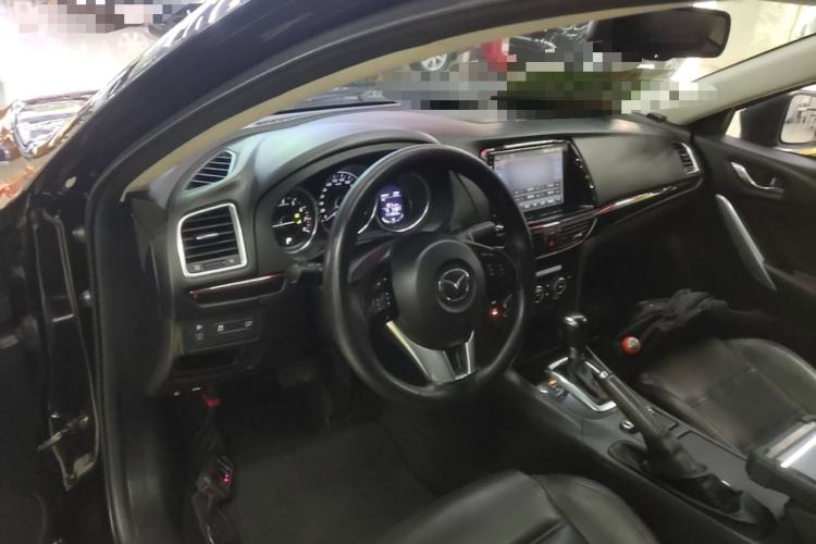 Used Mazda Atenza 2014 2.0L Blue Sky Luxury Edition Center Console
