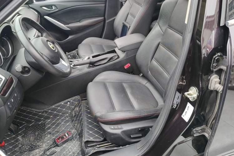 Used Mazda Atenza 2014 2.0L Blue Sky Luxury Edition Left Front Seat