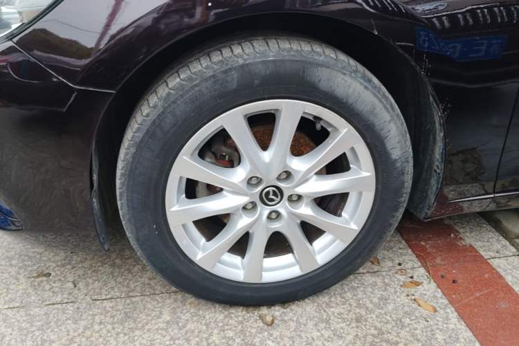 Used Mazda Atenza 2014 2.0L Blue Sky Luxury Edition Left Front Wheel Hub