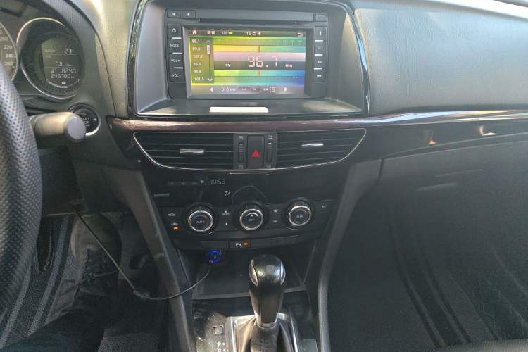 Used Mazda Atenza 2014 2.0L Blue Sky Luxury Edition Audio And AC Panel
