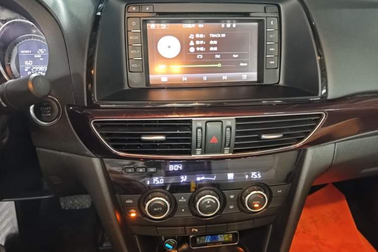 Used Mazda Atenza 2014 2.0L Blue Sky Luxury Edition Audio And AC Panel