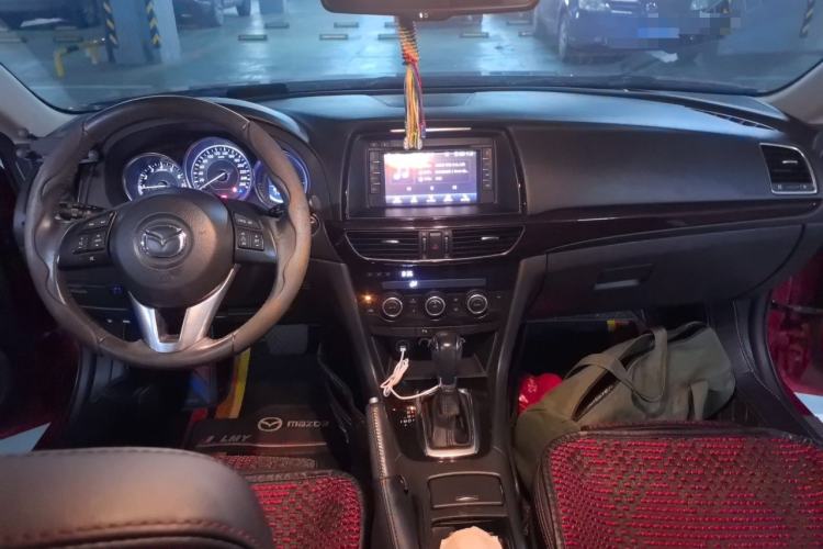 Used Mazda Atenza 2014 2.0L Blue Sky Luxury Edition Center Console