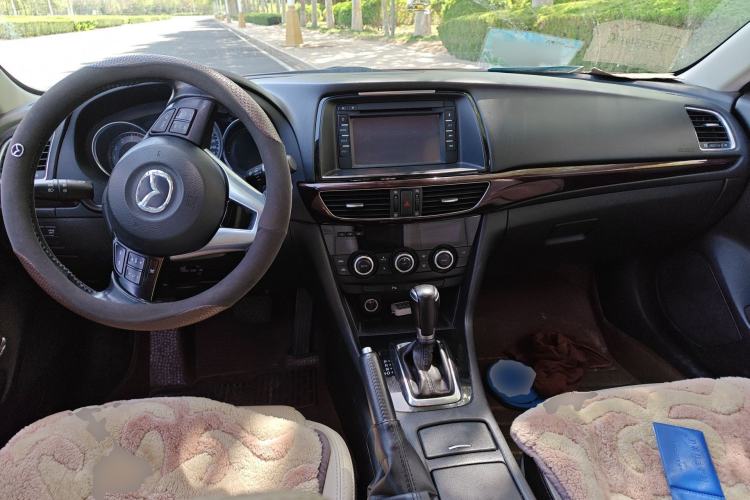 Used Mazda Atenza 2014 2.0L Blue Sky Luxury Edition Center Console