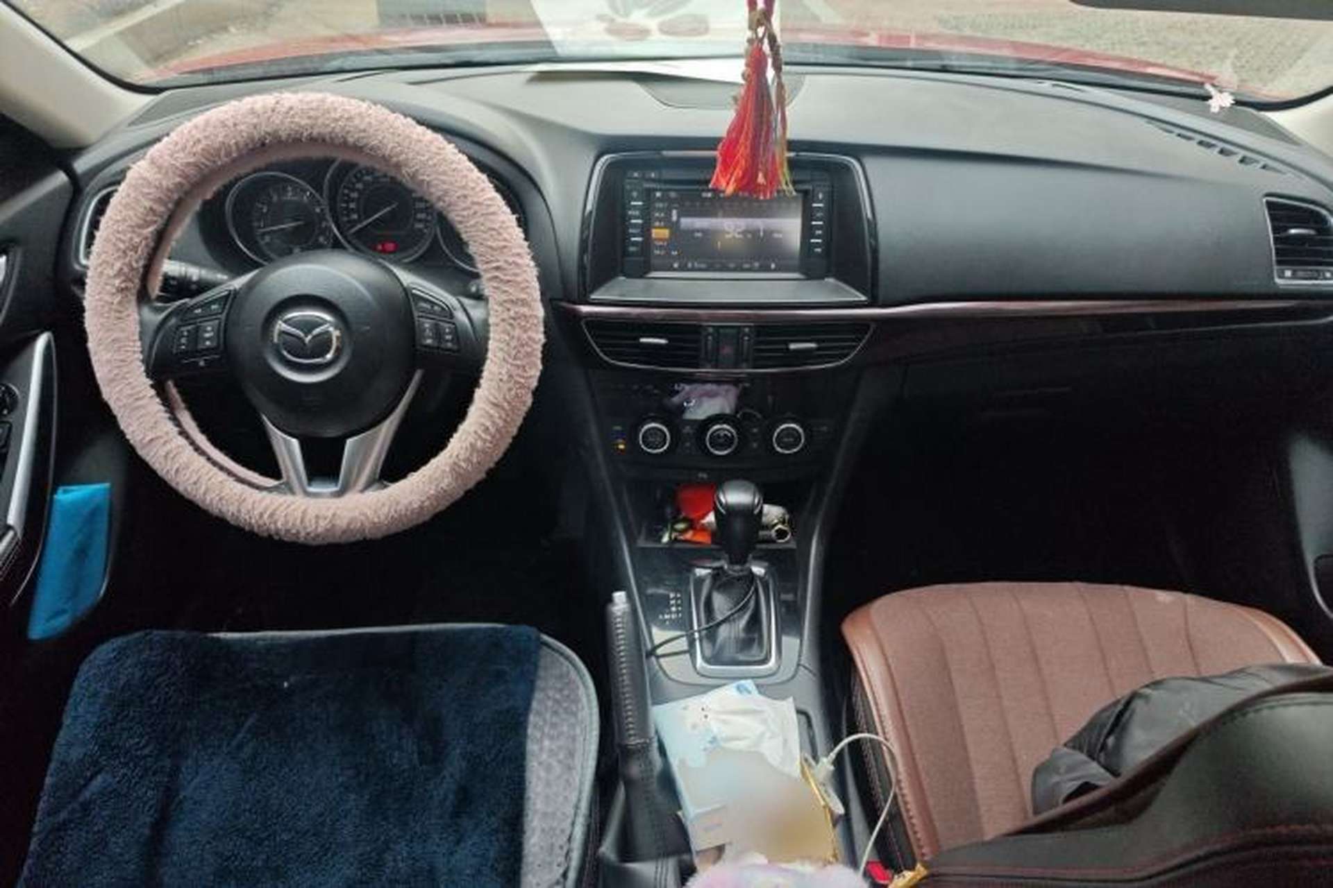 Used Mazda Atenza 2014 2.0L Blue Sky Luxury Edition Center Console
