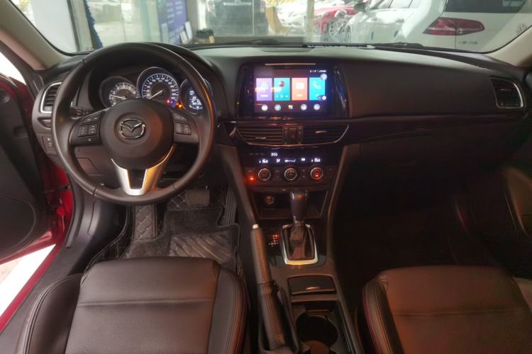 Used Mazda Atenza 2014 2.0L Blue Sky Luxury Edition Center Console