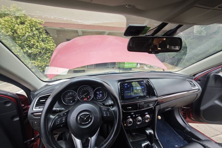 Used Mazda Atenza 2014 2.0L Blue Sky Luxury Edition Center Console