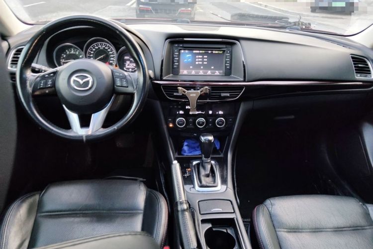Used Mazda Atenza 2014 2.0L Blue Sky Luxury Edition Center Console