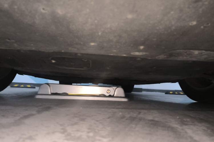 Used Mazda Atenza 2014 2.0L Blue Sky Luxury Edition Chassis Front