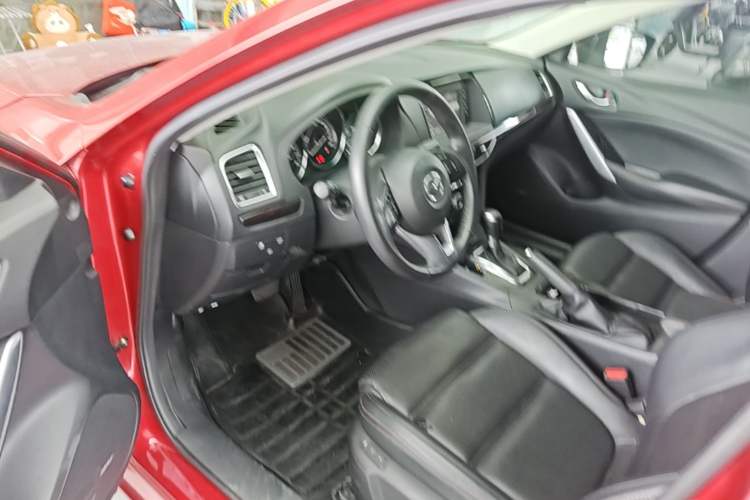 Used Mazda Atenza 2014 2.5L Blue Sky Prestige Edition Driver Seat