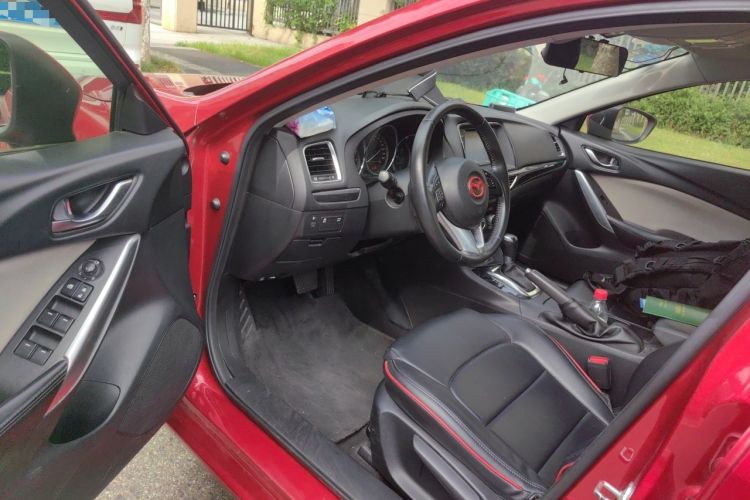 Used Mazda Atenza 2014 2.0L Blue Sky Fashion Edition Driver Seat