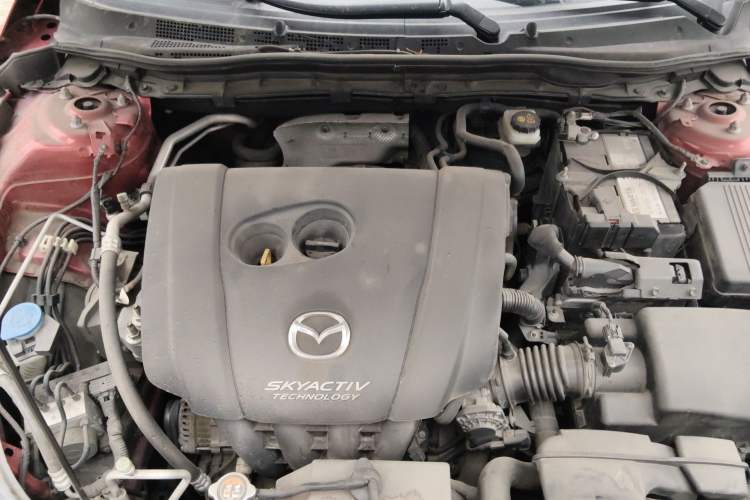Used Mazda Atenza 2014 2.0L Blue Sky Luxury Edition Engine Bay