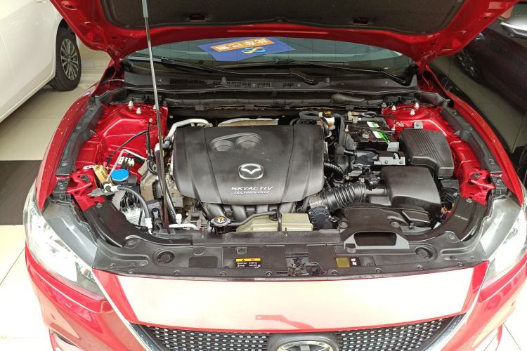 Used Mazda Atenza 2014 2.0L Blue Sky Luxury Edition Engine Bay