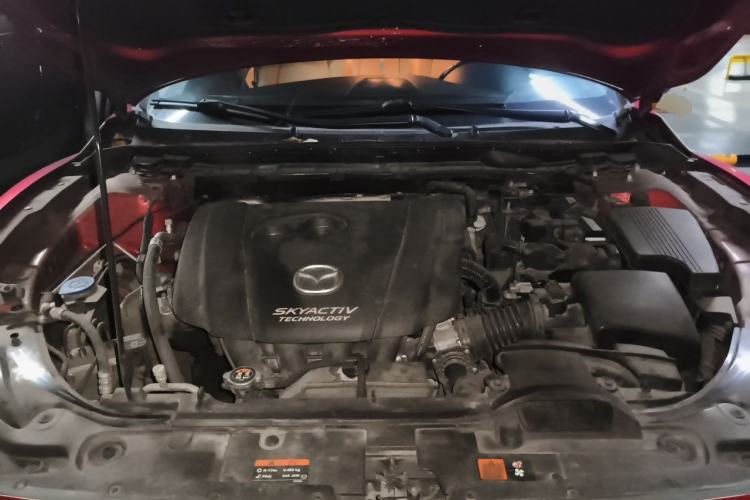 Used Mazda Atenza 2014 2.0L Blue Sky Luxury Edition Engine Bay