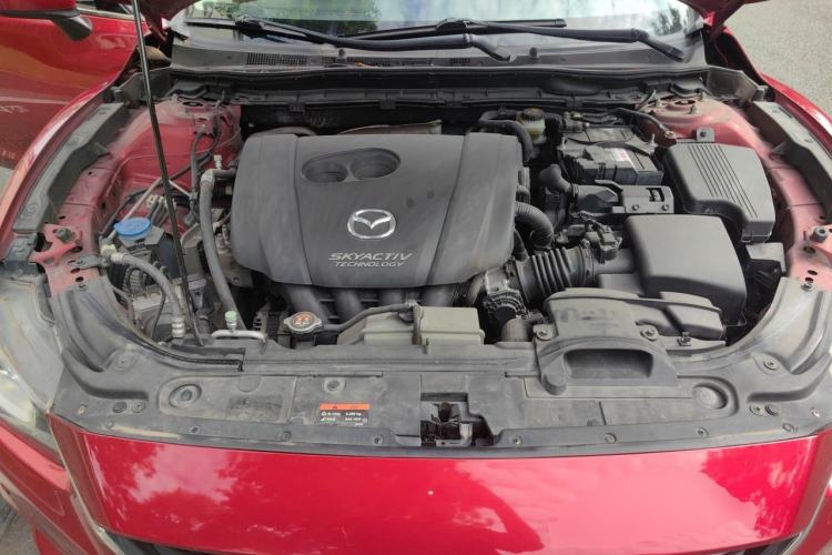 Used Mazda Atenza 2014 2.0L Blue Sky Fashion Edition Engine Bay
