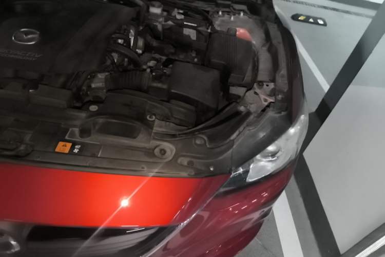 Used Mazda Atenza 2014 2.0L Blue Sky Luxury Edition Engine Bay Left