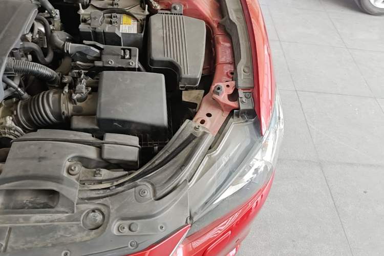 Used Mazda Atenza 2014 2.5L Blue Sky Prestige Edition Engine Bay Left