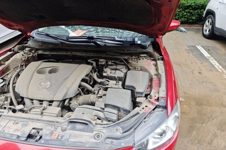 Used Mazda Atenza 2014 2.0L Blue Sky Luxury Edition Engine Bay Left