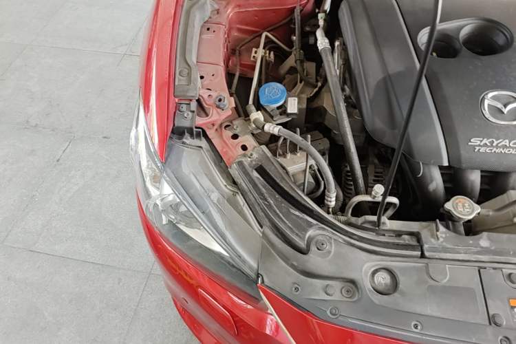 Used Mazda Atenza 2014 2.5L Blue Sky Prestige Edition Engine Bay Right