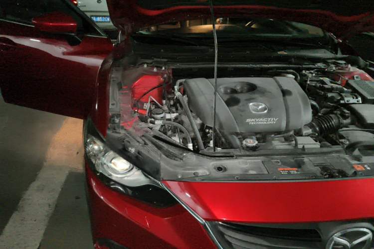 Used Mazda Atenza 2014 2.5L Blue Sky Prestige Edition Engine Bay Right