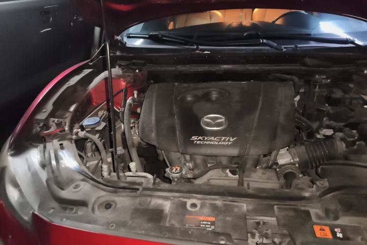 Used Mazda Atenza 2014 2.0L Blue Sky Luxury Edition Engine Bay Right