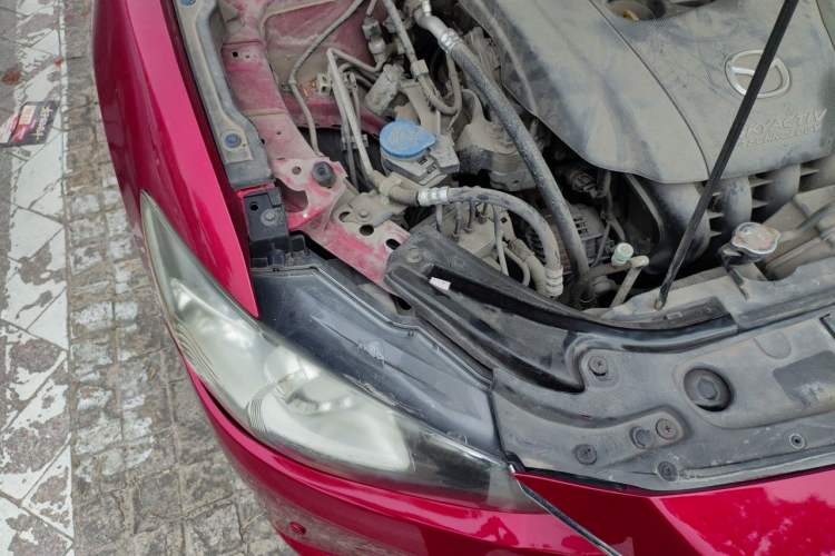 Used Mazda Atenza 2014 2.0L Blue Sky Luxury Edition Engine Bay Right