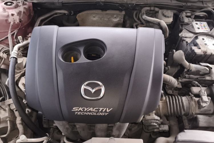 Used Mazda Atenza 2014 2.0L Blue Sky Luxury Edition Engine Bay