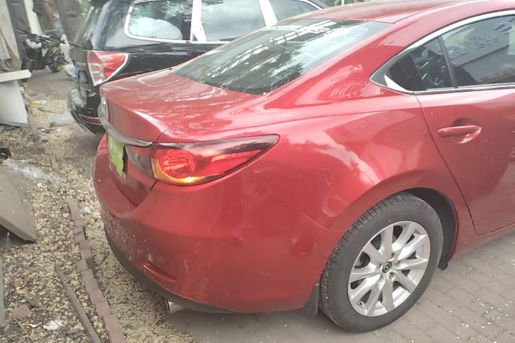 Used Mazda Atenza 2014 2.0L Blue Sky Luxury Edition Exterior 3
