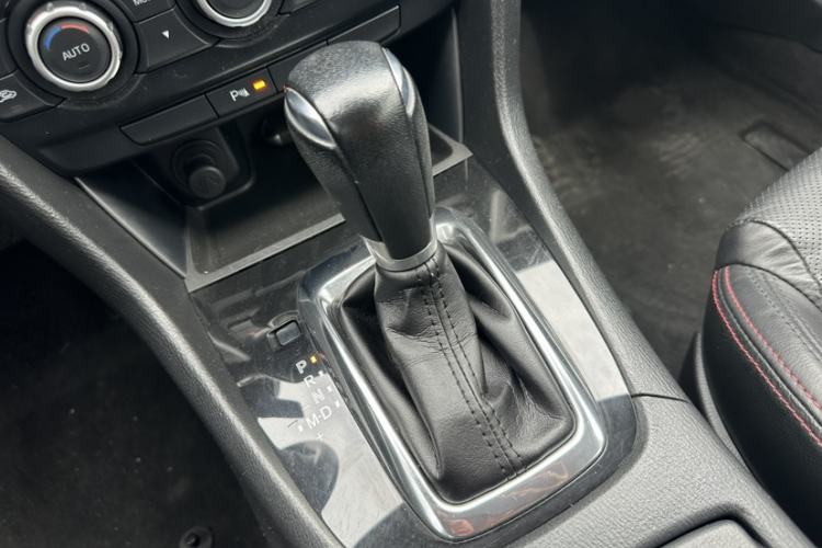 Used Mazda Atenza 2014 2.0L Blue Sky Luxury Edition Gear Lever