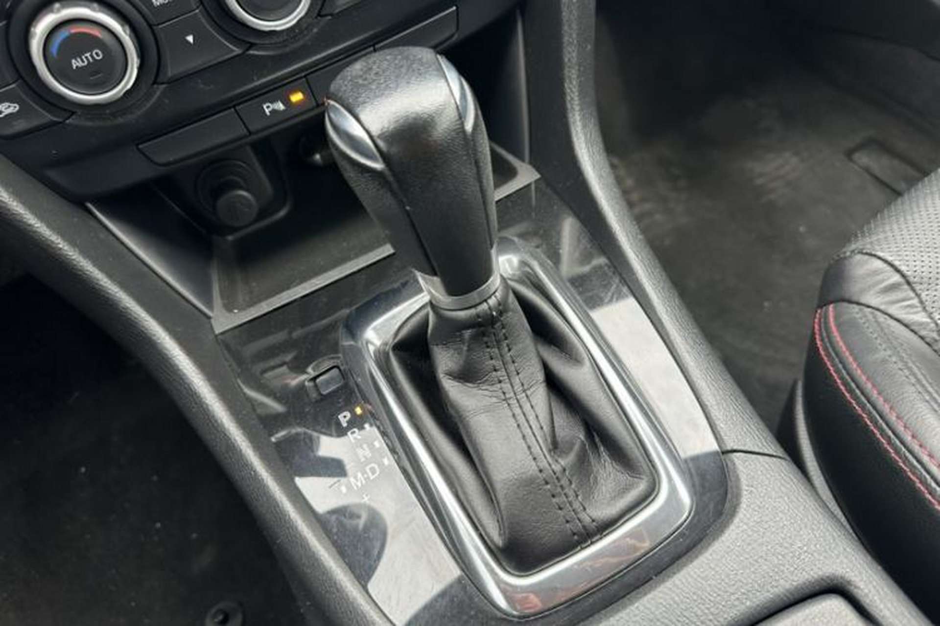 Used Mazda Atenza 2014 2.0L Blue Sky Luxury Edition Gear Lever