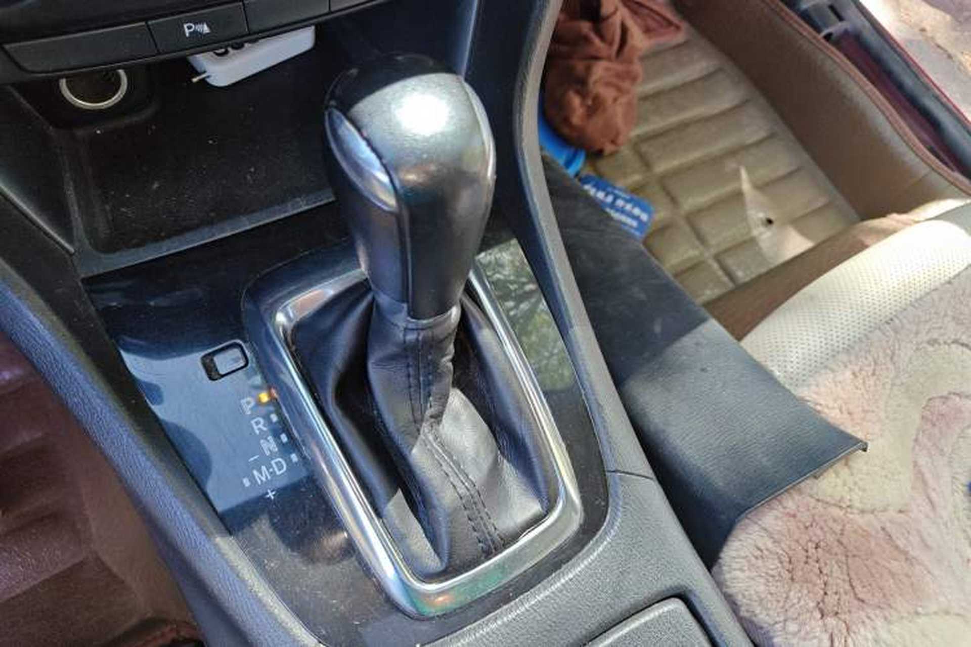 Used Mazda Atenza 2014 2.0L Blue Sky Luxury Edition Gear Lever