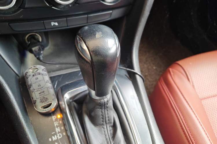 Used Mazda Atenza 2014 2.0L Blue Sky Luxury Edition Gear Lever