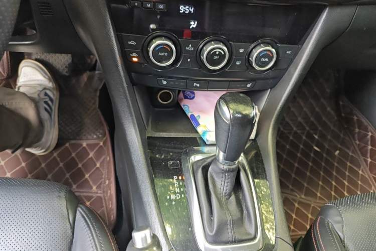 Used Mazda Atenza 2014 2.5L Blue Sky Prestige Edition Gear Lever