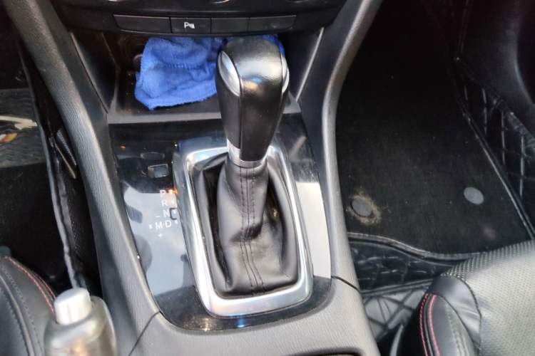 Used Mazda Atenza 2014 2.0L Blue Sky Luxury Edition Gear Lever