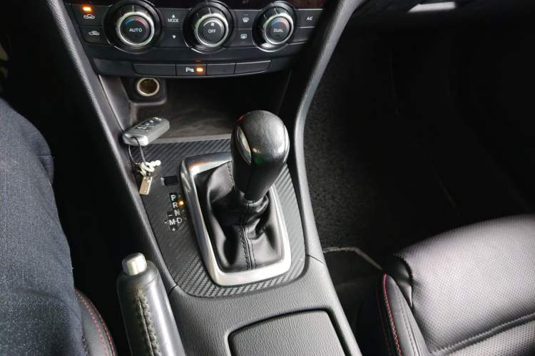 Used Mazda Atenza 2014 2.0L Blue Sky Luxury Edition Gear Lever