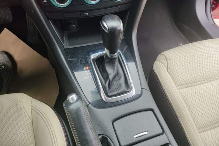 Used Mazda Atenza 2014 2.0L Blue Sky Luxury Edition Gear Lever